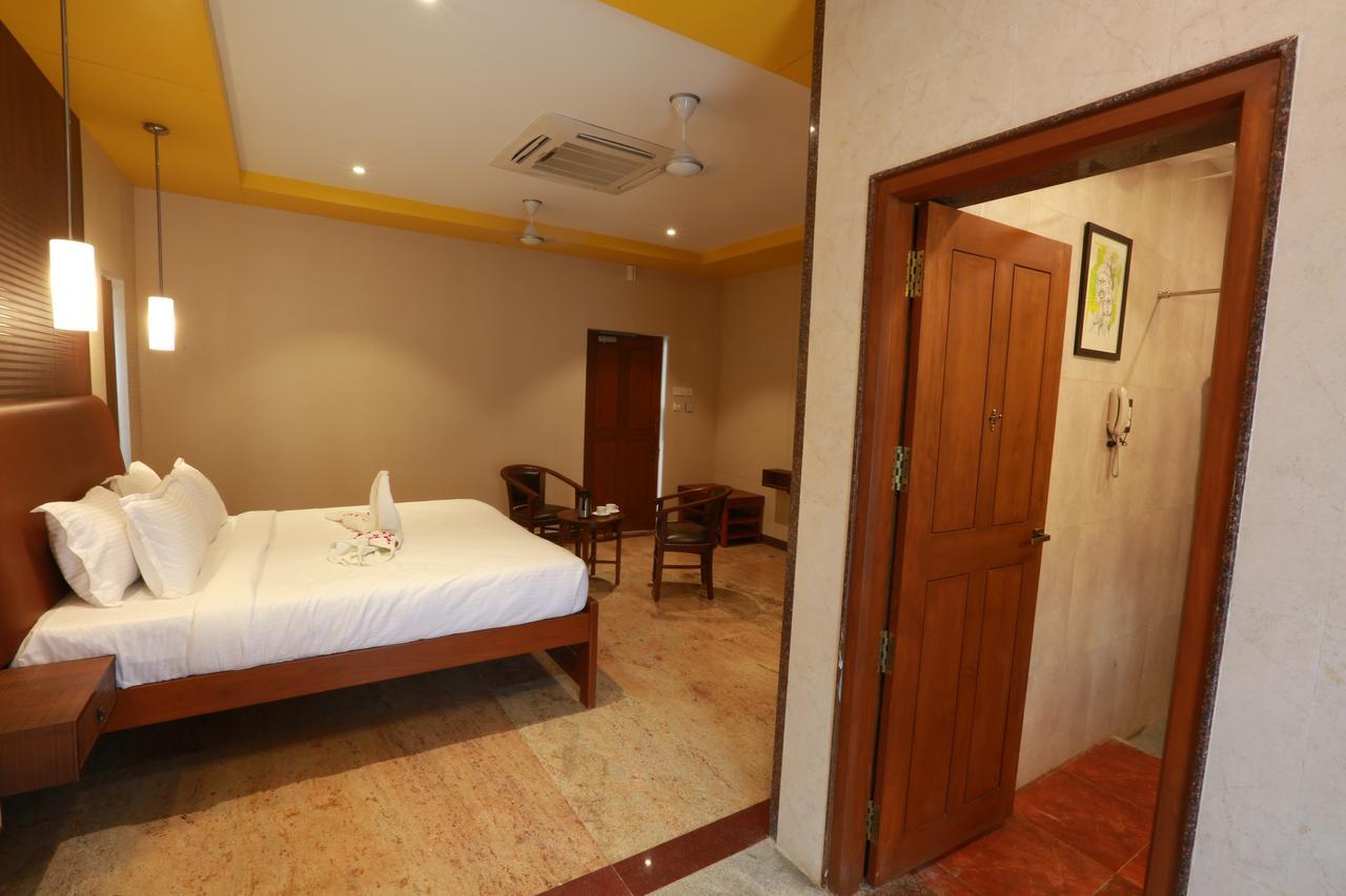 Mayapuri Amira Kumbakonam Exterior foto